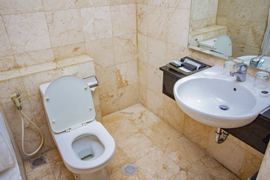 Bathroom 5