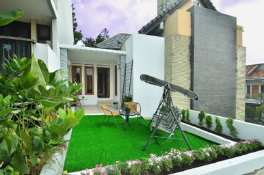 Exterior & Views, Villa Amethyst Dago Pakar M-26 2BR, Bandung