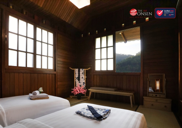 Bedroom 4, The Onsen Hot Spring Resort, Malang