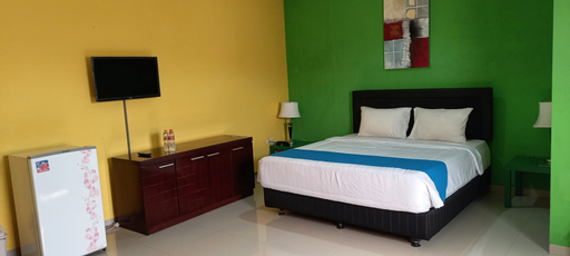 Bedroom 1, RedDoorz near Bandara Adi Soemarmo Solo, Karanganyar