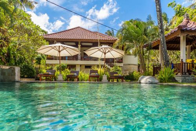 Treasure of Bali, 3BR villa, infinity pool, staff, buleleng