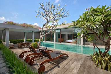 Three BR Villa with Private Pool-Breakfast|ZBV, badung