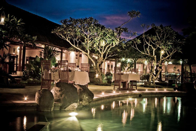  3BR Stunning Great Private Villa+B'fast+Hot Tub , badung
