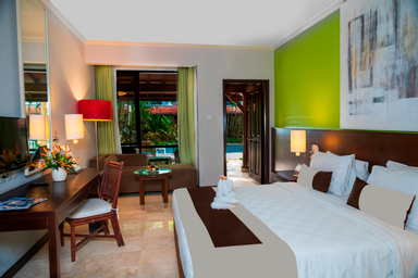 Kamar Premier Double - Pemandangan Kolam Renang