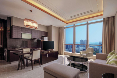 King One Bedroom Apartment