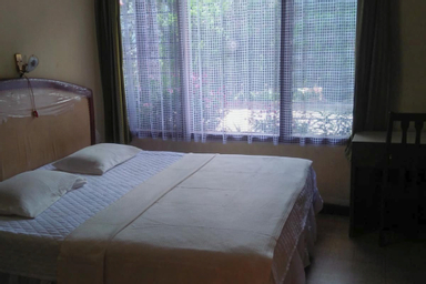 Bedroom 3, Hotel Olibert Parapat Ajibata Mitra RedDoorz, Simalungun