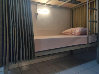 Bed in Dormitory Room - 15 mins to Malioboro, yogyakarta