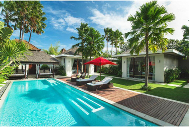 3Bedroom Villa with Private Infinity PoolBreakfast, badung