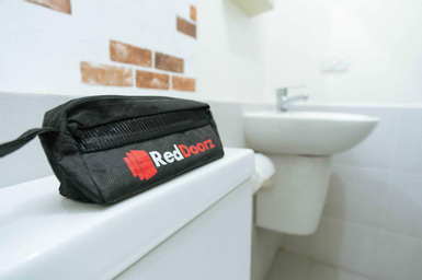 Bedroom 3, RedDoorz Plus @ Bukit Sekipan Tawangmangu, Karanganyar