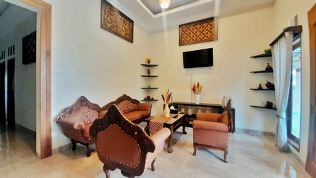Public Area, Ndalem Gendhis - Javanese Villa with Big Yard, Karanganyar