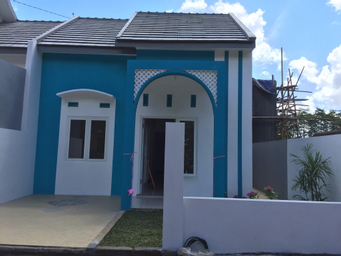Exterior & Views 1, Lesanpuro Indah B4 Homestay, Malang