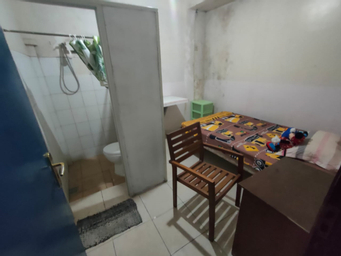 Kamar dengan Ranjang Single
