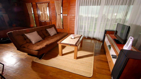 Villa ChavaMinerva Kayu - Ciater Highland Resort, subang