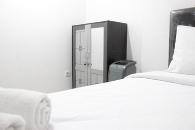Bedroom 4, Scenic & Private 2BR at Gateway Pasteur Apartment near Cimahi By Travelio, Bandung