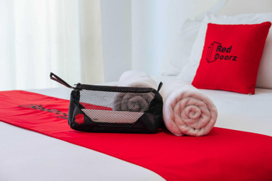 Bedroom 3, RedDoorz Resort @ Tawangmangu, Karanganyar