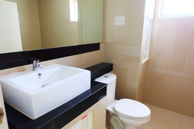 Bathroom 2, chai building bangbo, Bang Bo