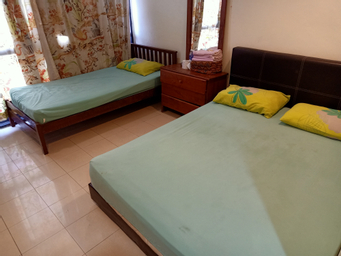 Kamar Deluks Queen atau Ranjang Lain