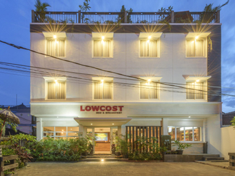Exterior & Views 2, Lowcost Bed & Breakfast, Badung