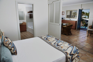 Bedroom 3, Moonlight Bay Suites, Broome