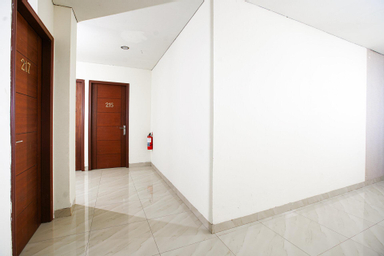 Public Area 3, RedDoorz near Palembang Trade Center 3, Palembang