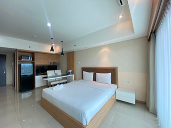 Bedroom 1, Deluxe Studio Room at Tamansari La Grande Apartment By Travelio, Bandung