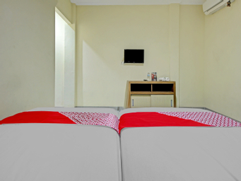 Room 12