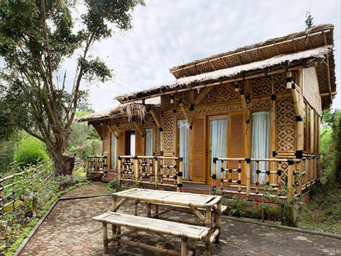 Bamboo Village Resort @Villa Istana Bunga, bandung