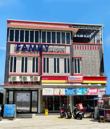 Exterior & Views, Family Hotel Kuala Tungkal, Tanjung Jabung Barat