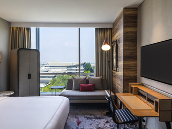 Swiss Advantage Room with 1 King Size Bed