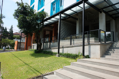 Exterior & Views 3, Dormus Co-Living, Bandung