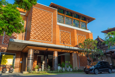 Exterior & Views 2, Fourteen Roses Boutique Hotel Kuta Legian, Badung