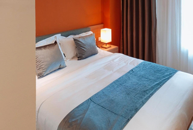 Queen Deluxe Room