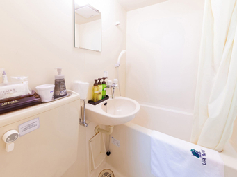 Bathroom 6