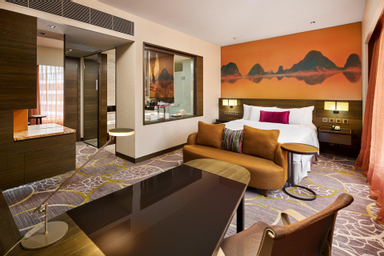 1 King Garden View High Floor