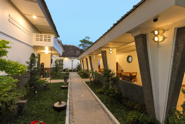 Exterior & Views 1, Ceria Hotel Yogyakarta, Yogyakarta