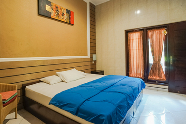 Kamar Standard Double atau Twin - Pemandangan Kolam Renang