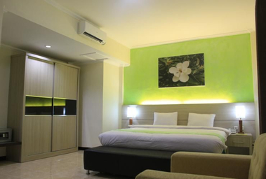 Double Deluxe Room