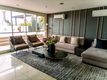 Public Area, Nice and Comfy 2BR at Gateway Pasteur Apartment By Travelio, Bandung