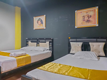 Bedroom 3, Yellow Sapphire RedPartner near Mayjend Sungkono, Surabaya