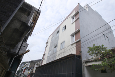 Exterior & Views 2, SHARON Guest House, Bandung