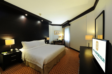 Suite Twin atau Ranjang Lain - Pemandangan Kolam Renang