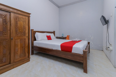 Bedroom 2, RedDoorz @ Pondok Candra, Surabaya