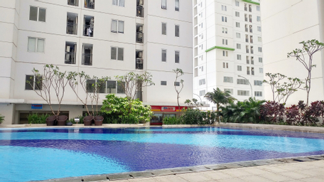 Sport & Beauty 2, Strategic and Cozy Living 2BR at Bassura City Apartment By Travelio, Jakarta Timur