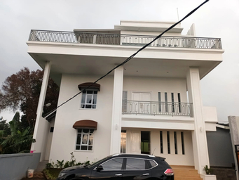 De Peak Point Villa, bandung