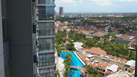 Exterior & Views, Calm Studio at Supermall Mansion Apartment Benson Tower By Travelio, Surabaya