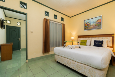 Bedroom 1, Urbanview Hotel Griya Astoeti 2 Cisarua Puncak by RedDoorz, Bogor