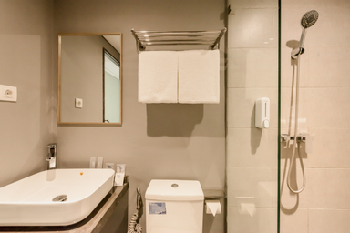 Bathroom 6