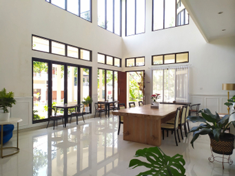 Others 1, Greentrees Guest House, Malang