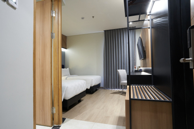 Twin Superior Room