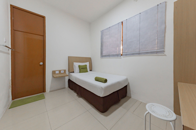 Single Standard Room